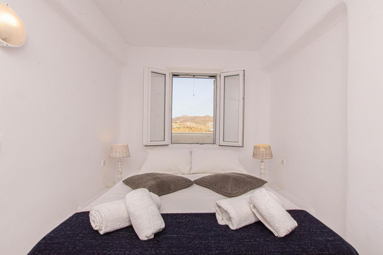 Aparthotel Bebis House Klouvas Esterno foto